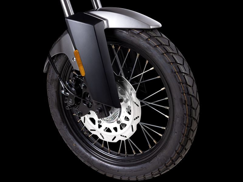NH R 300 - Image 5